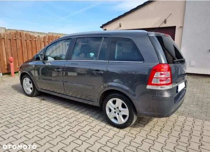 Opel Zafira - 7