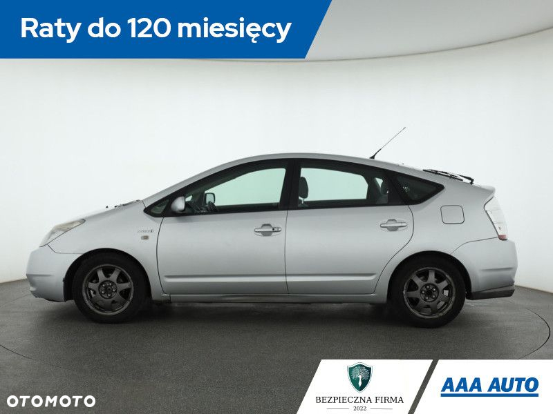 Toyota Prius - 3