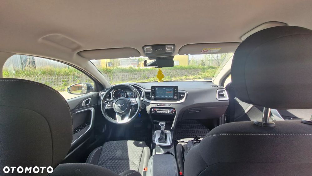 Kia Ceed 1.6 CRDi SCR M DCT - 11