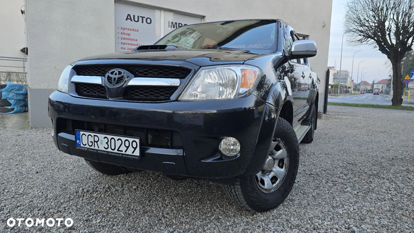 Toyota Hilux 2.5 D-4D SR5