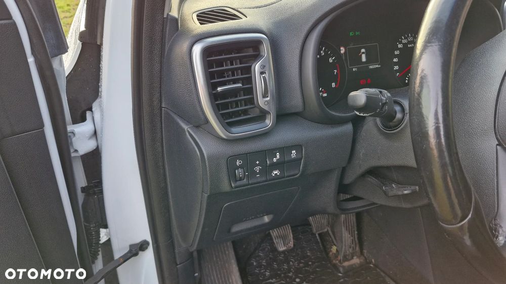 Kia Sportage 1.6 GDI 2WD Dream-Team Edition - 12