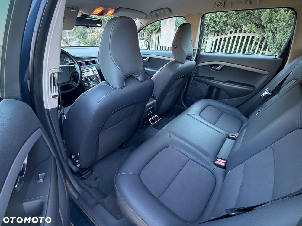 Volvo V70 2.0D Summum - 17