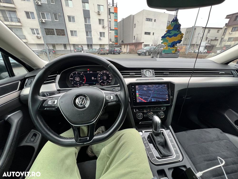 Volkswagen Passat - 8