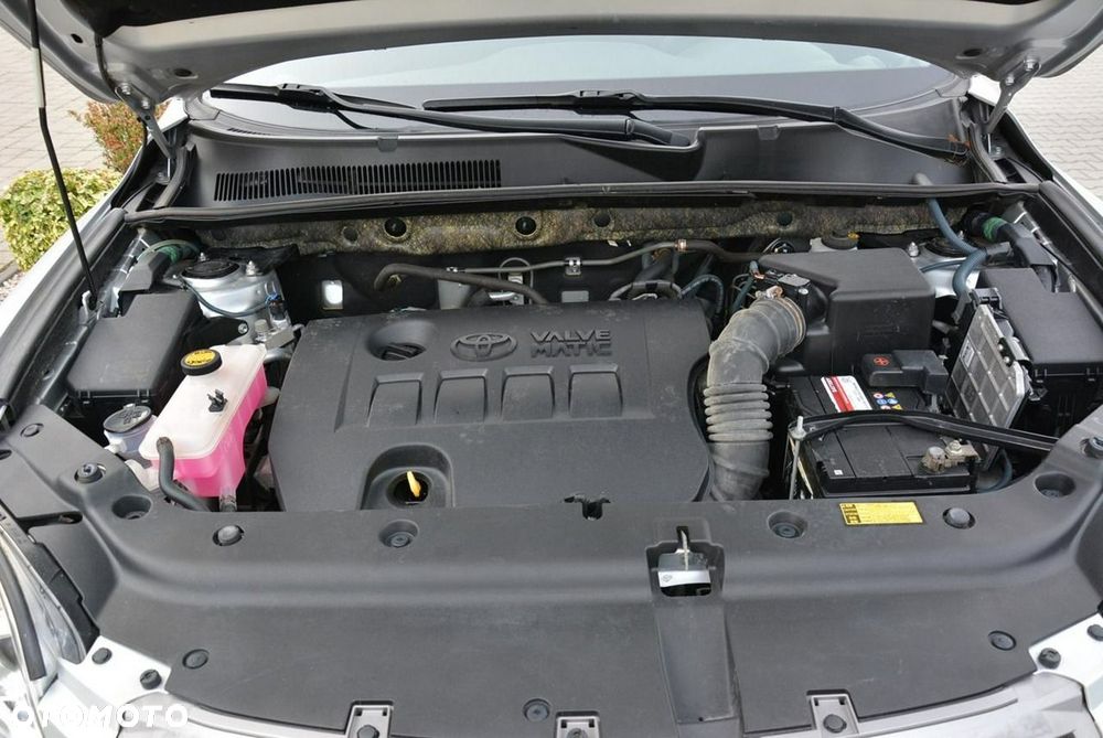 Toyota RAV4 2.0 VVT-i Sol - 37
