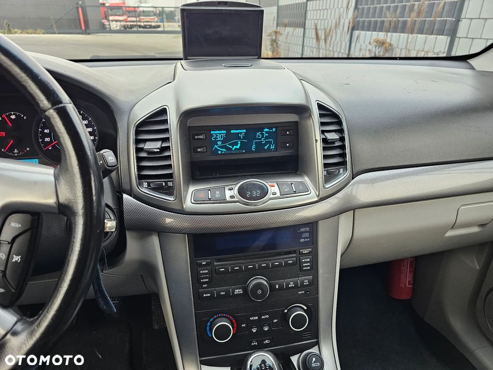 Chevrolet Captiva 2.2 D LT+ - 30