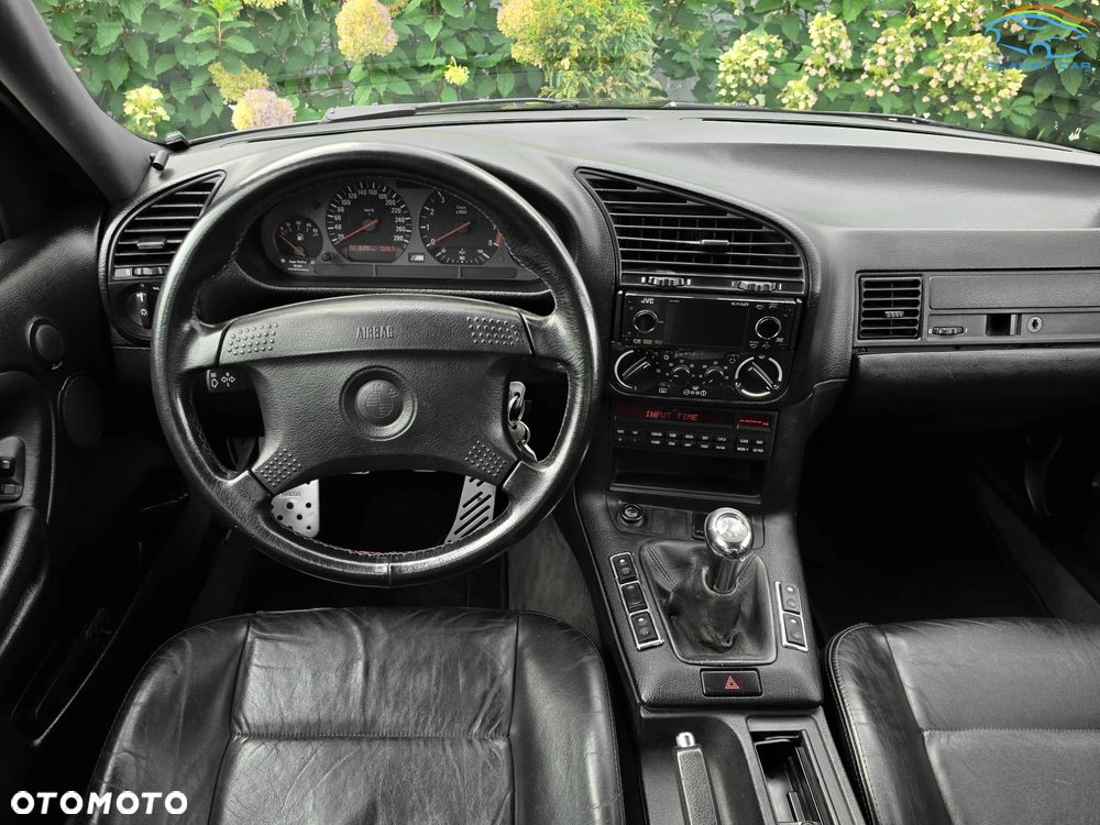 BMW M3 Standard - 29