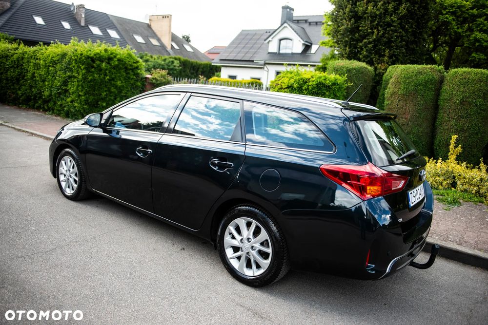 Toyota Auris 1.6 Valvematic Comfort - 12
