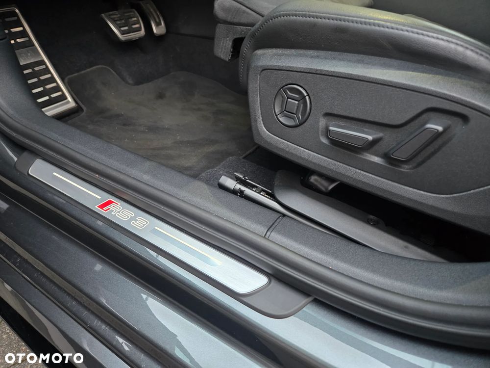 Audi RS3 Limousine - 19