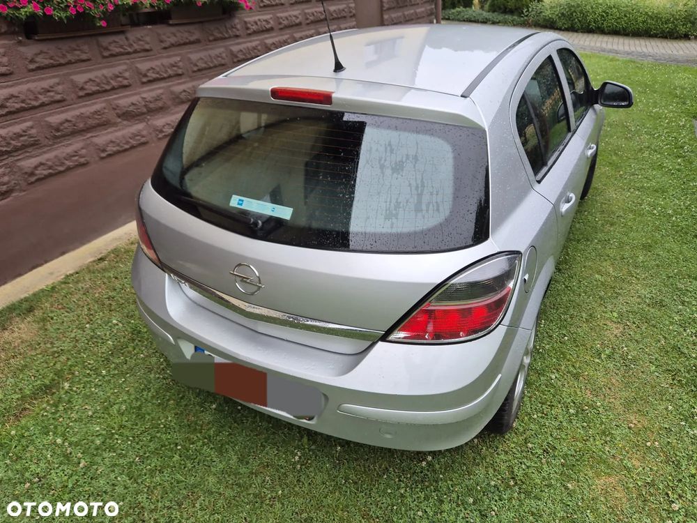 Opel Astra - 4