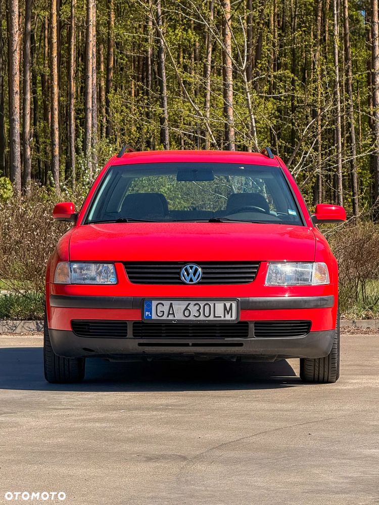 Volkswagen Passat 1.8 Comfortline - 3