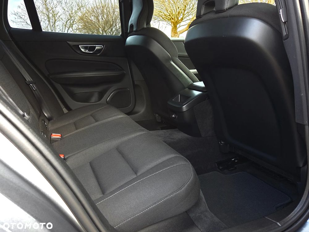 Volvo V60 D3 Geartronic - 12