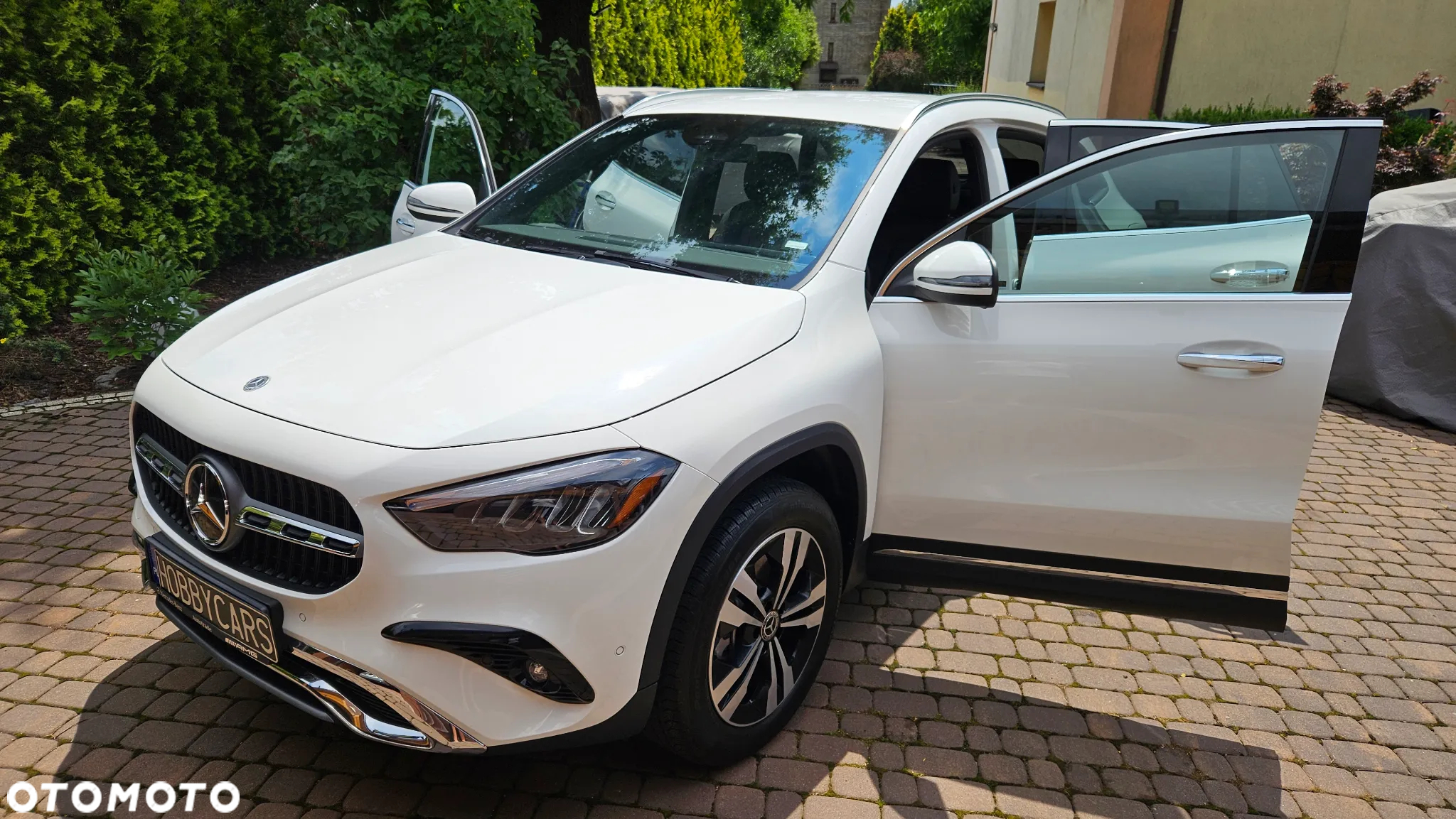 Mercedes-Benz GLA 250 4-Matic AMG Line - 12
