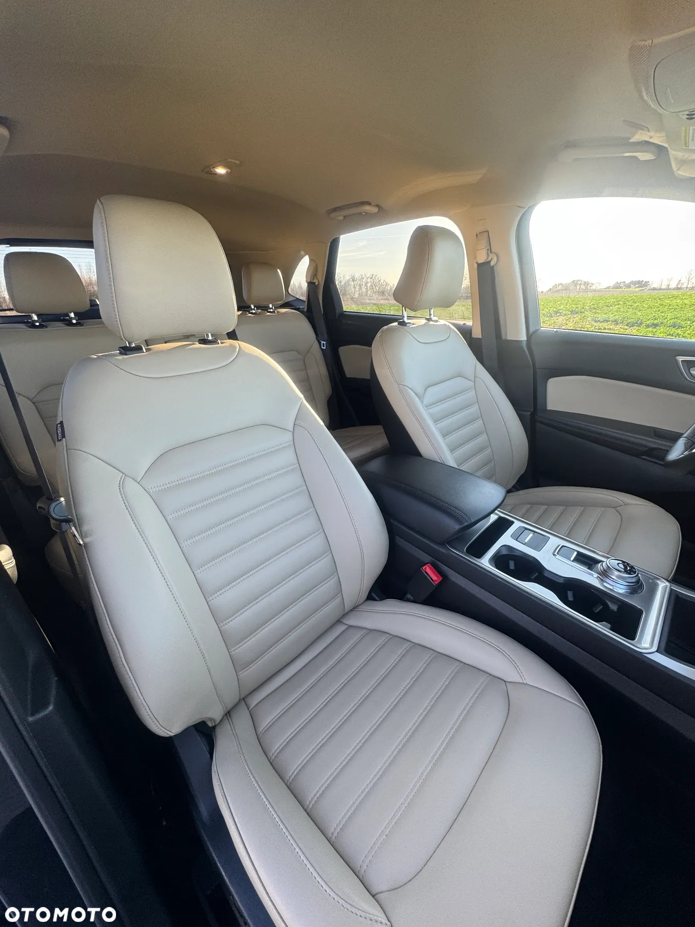 Ford Edge - 26