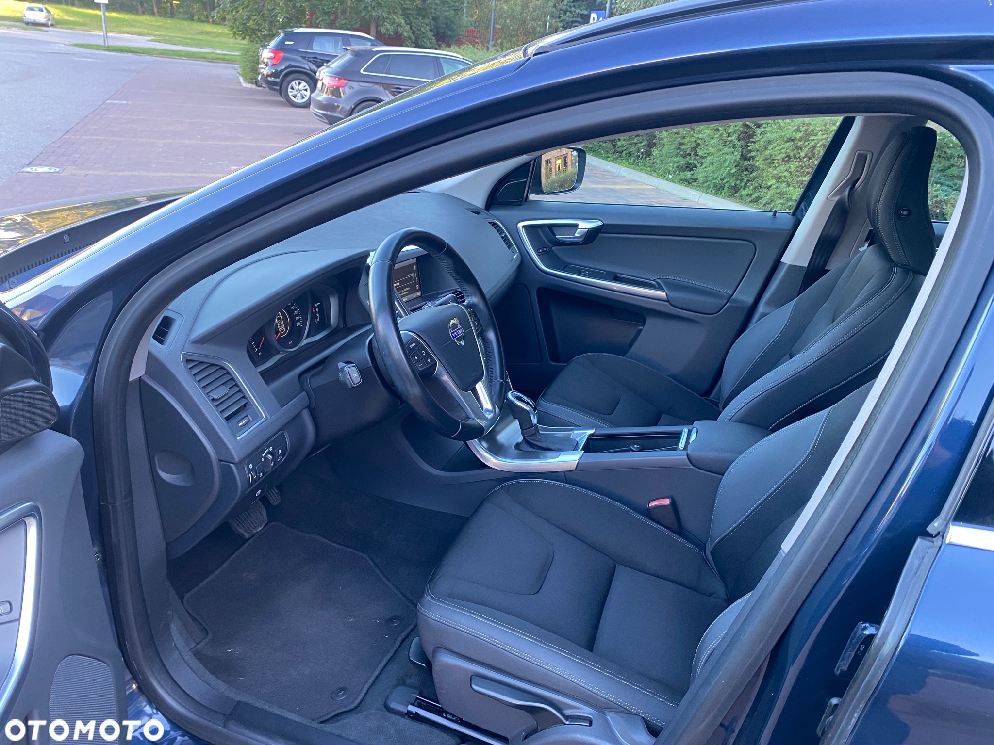 Volvo XC 60 D4 Geartronic Momentum - 21