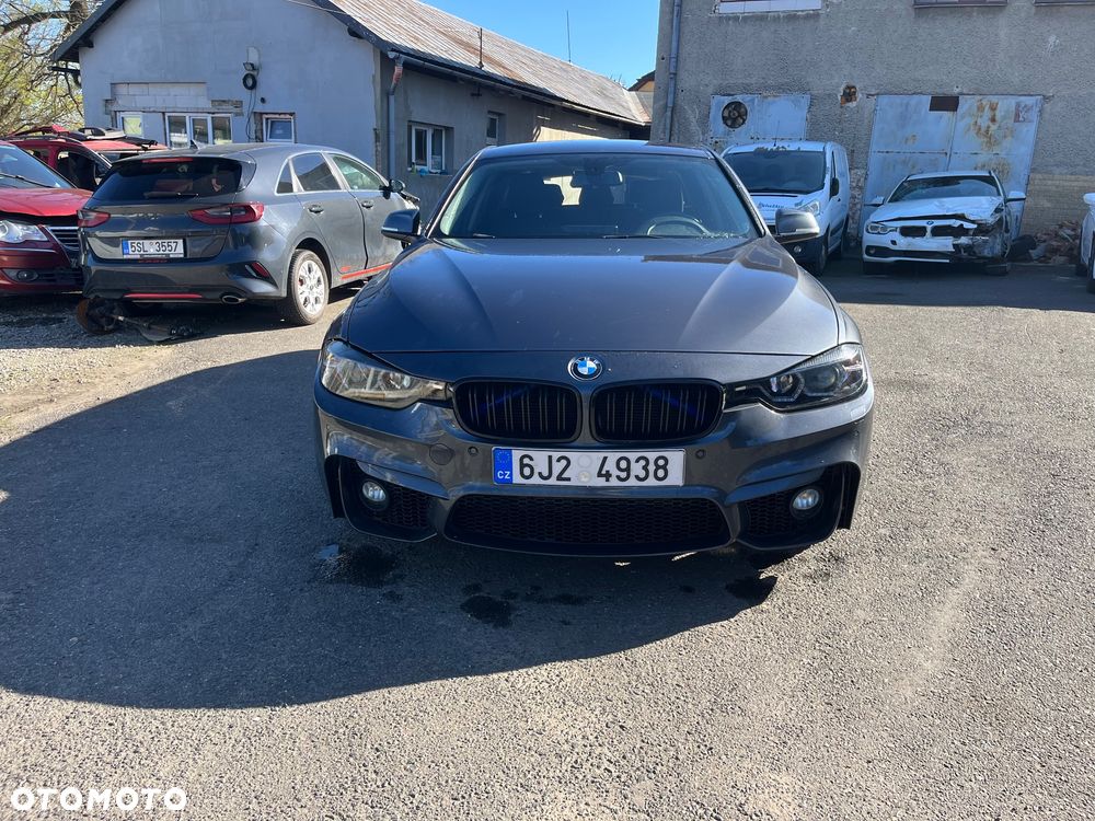 BMW Seria 3 318d Blue Performance - 5