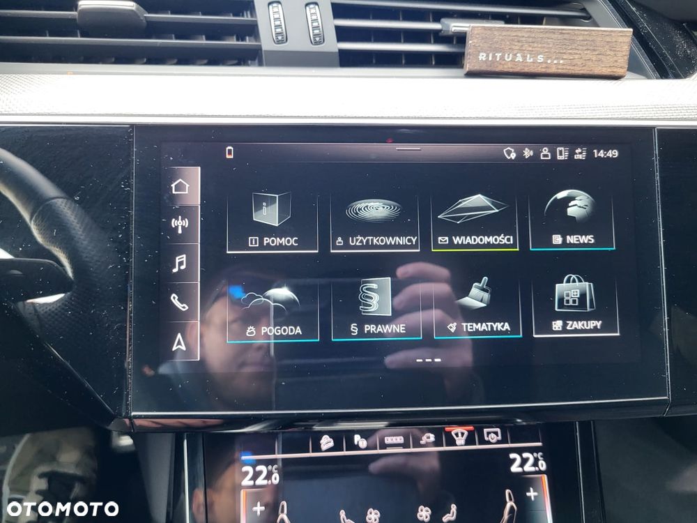 Audi Q8 e-tron 55 quattro S line - 34