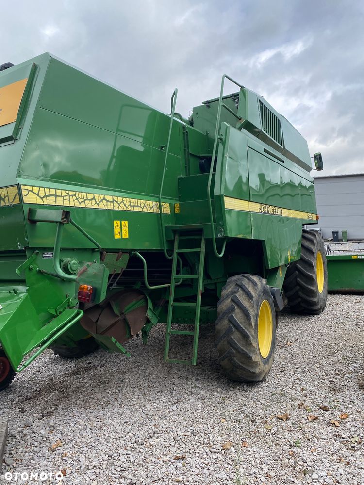 John Deere 2256 - 9