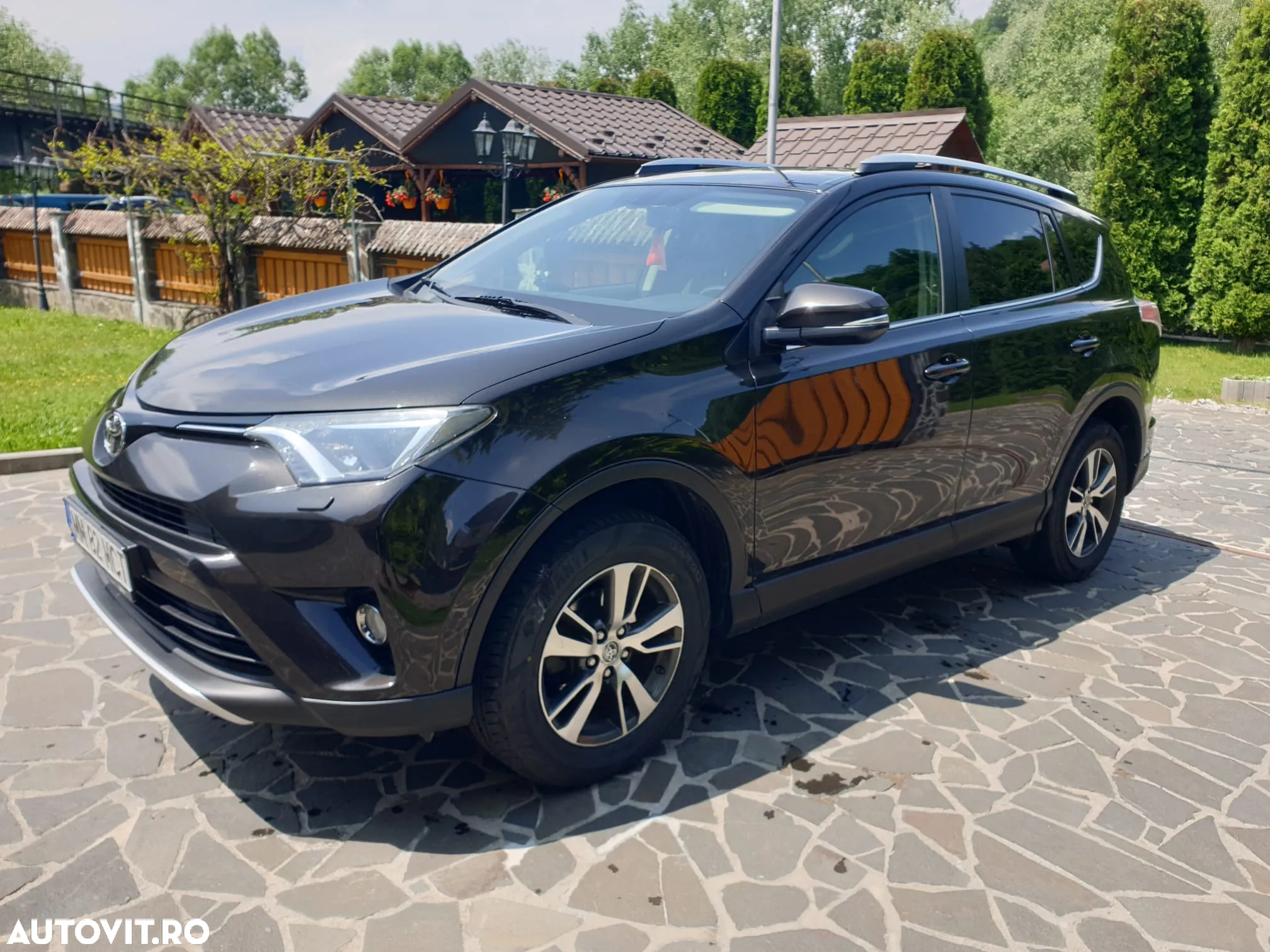 Toyota RAV4 - 2