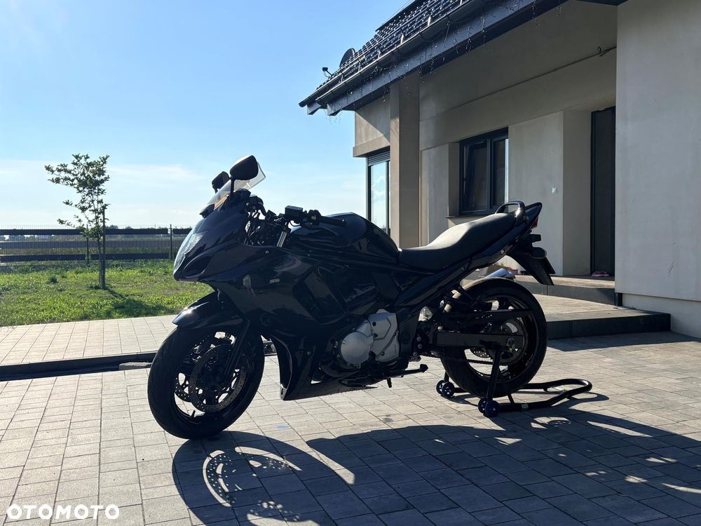 Suzuki GSX-F - Katana - 1