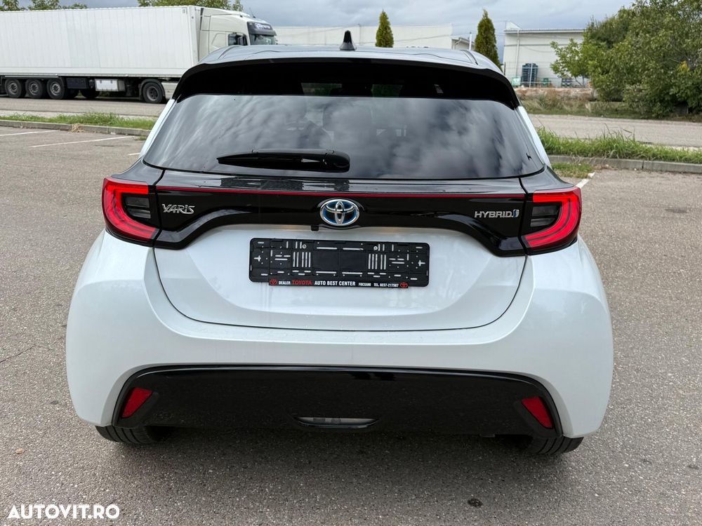 Toyota Yaris 1.5 VVT-i HSD Dynamic Plus - 3