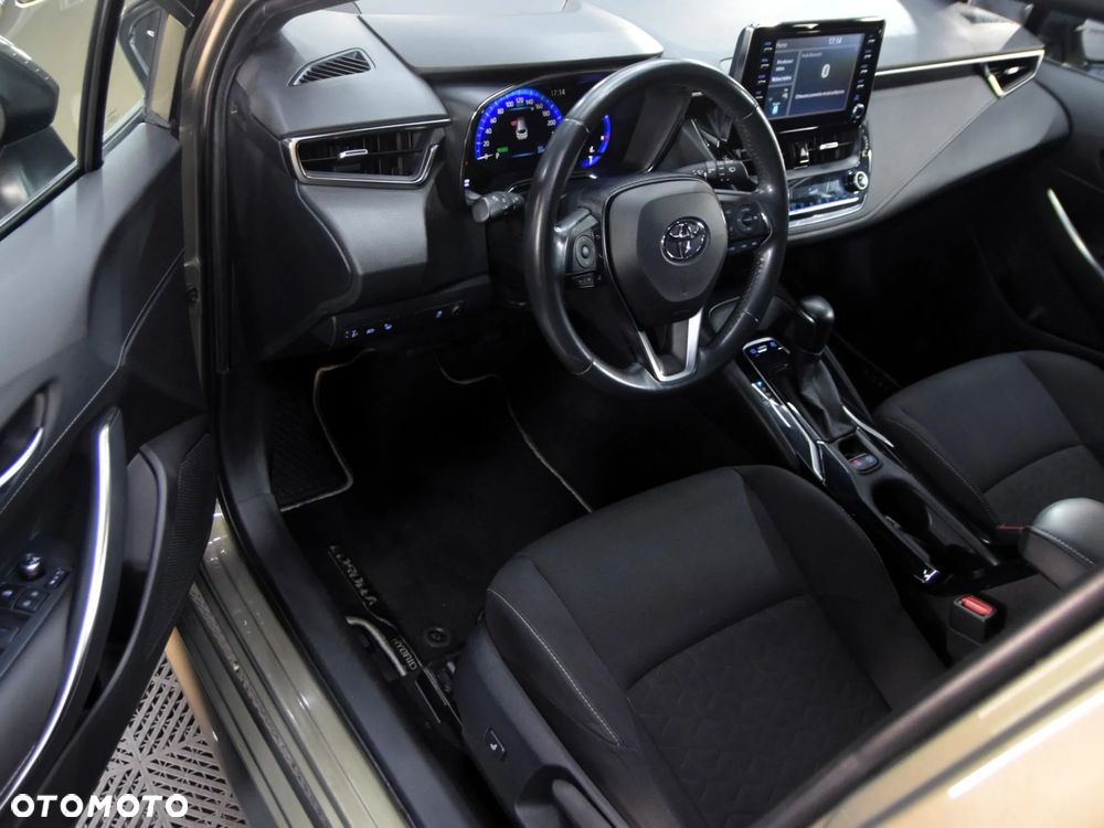 Toyota Corolla 2.0 Comfort - 16
