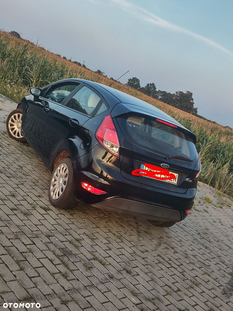 Ford Fiesta - 2