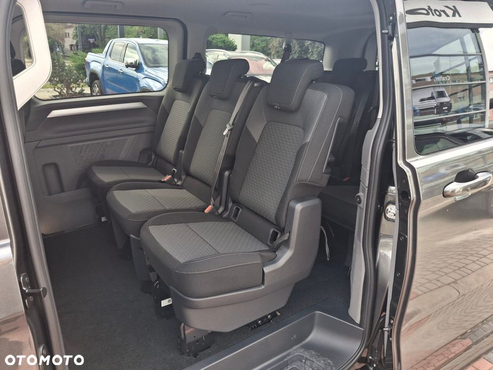 Volkswagen Caravelle 2.0 TDI L2 - 16