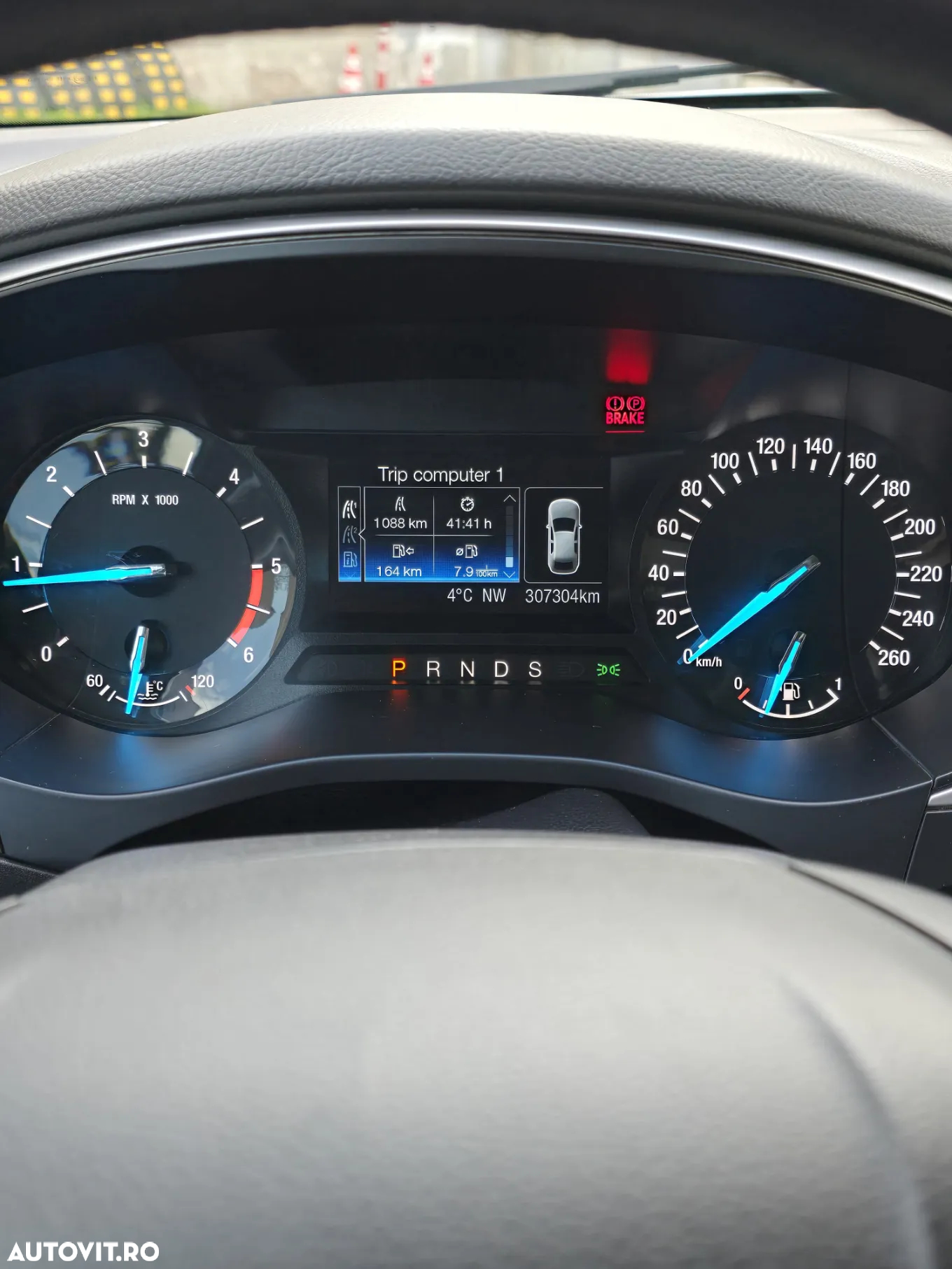 Ford Mondeo 2.0 TDCi Powershift Business - 11