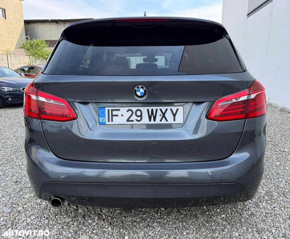 BMW Seria 2 216d - 9