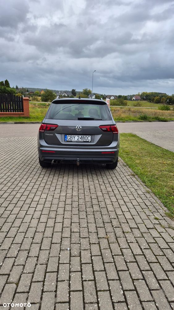 Volkswagen Tiguan - 8