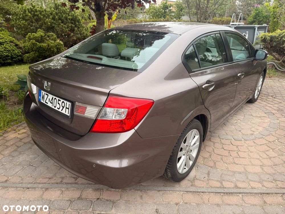 Honda Civic 1.8 Comfort - 14