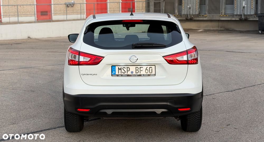 Nissan Qashqai 1.6 Visia - 11