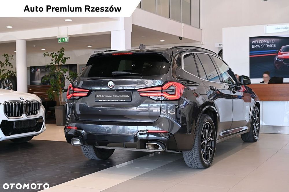 BMW X3 xDrive20i mHEV - 17