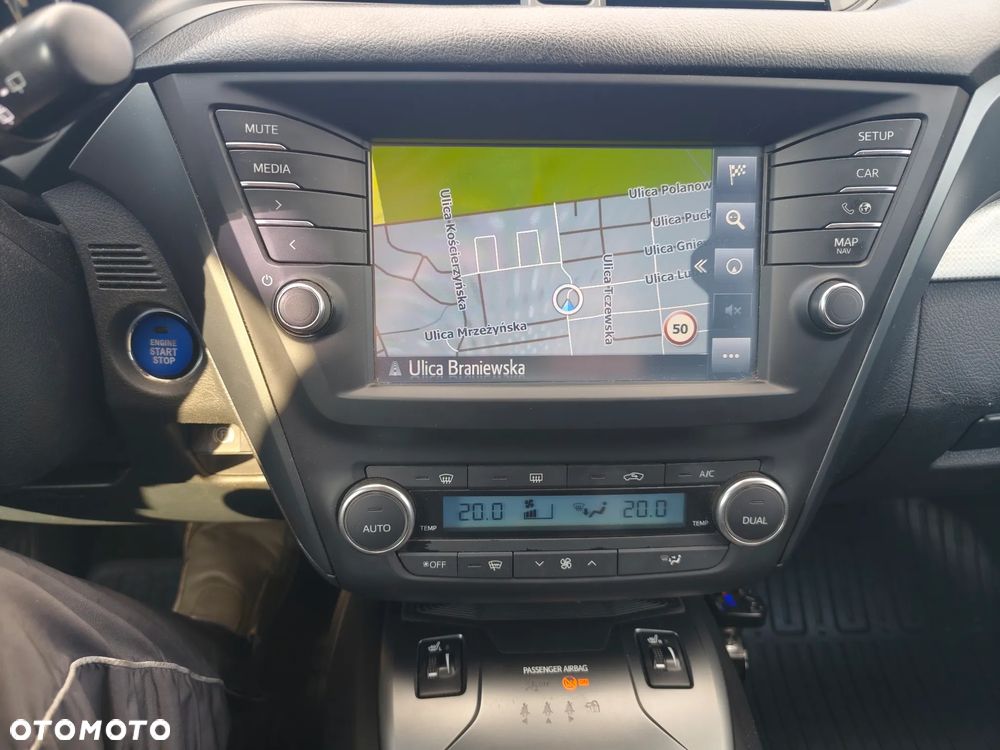 Toyota Avensis 1.8 Premium MS - 14
