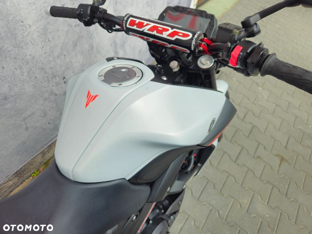 Yamaha MT - 13