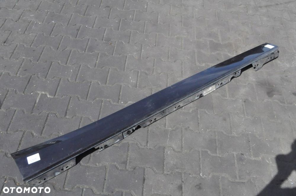 BMW F20 NAKŁADKA PROGOWA PRAWA - 1