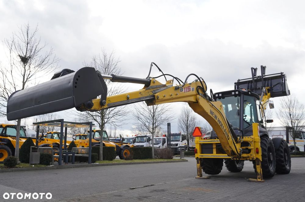 New Holland B115B / 4600 MTH! / 2021_247933 - 15