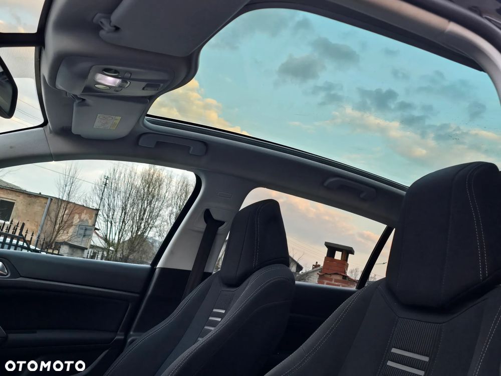 Peugeot 308 1.6 THP Active - 27