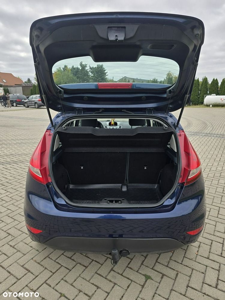 Ford Fiesta - 12