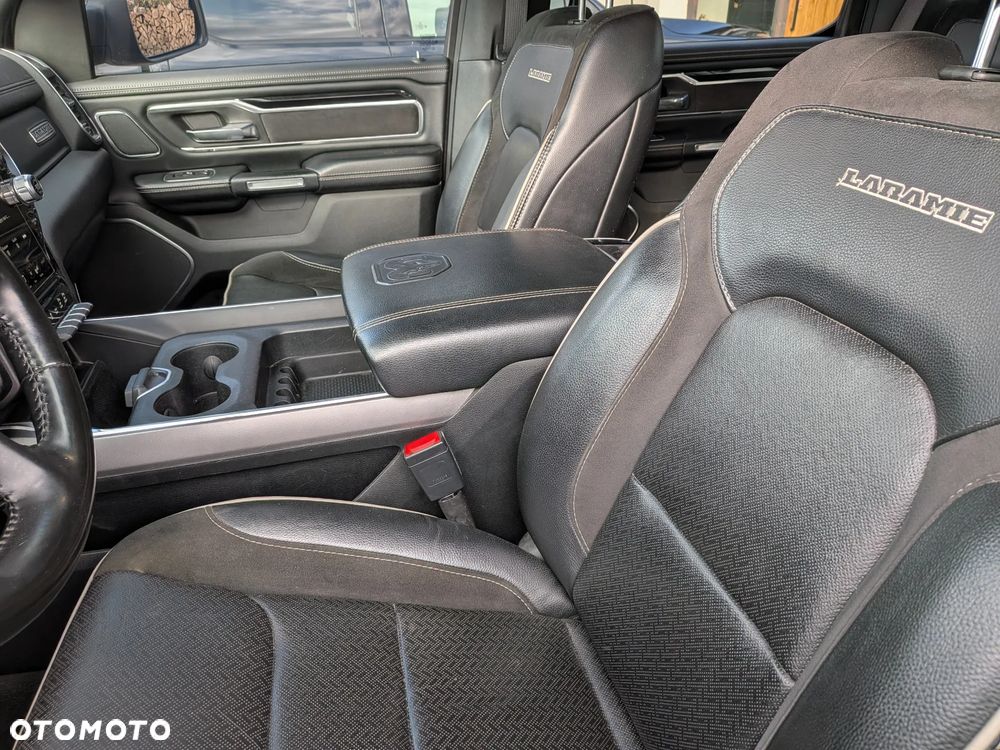 RAM 1500 5.7 Crew Cab Laramie - 5