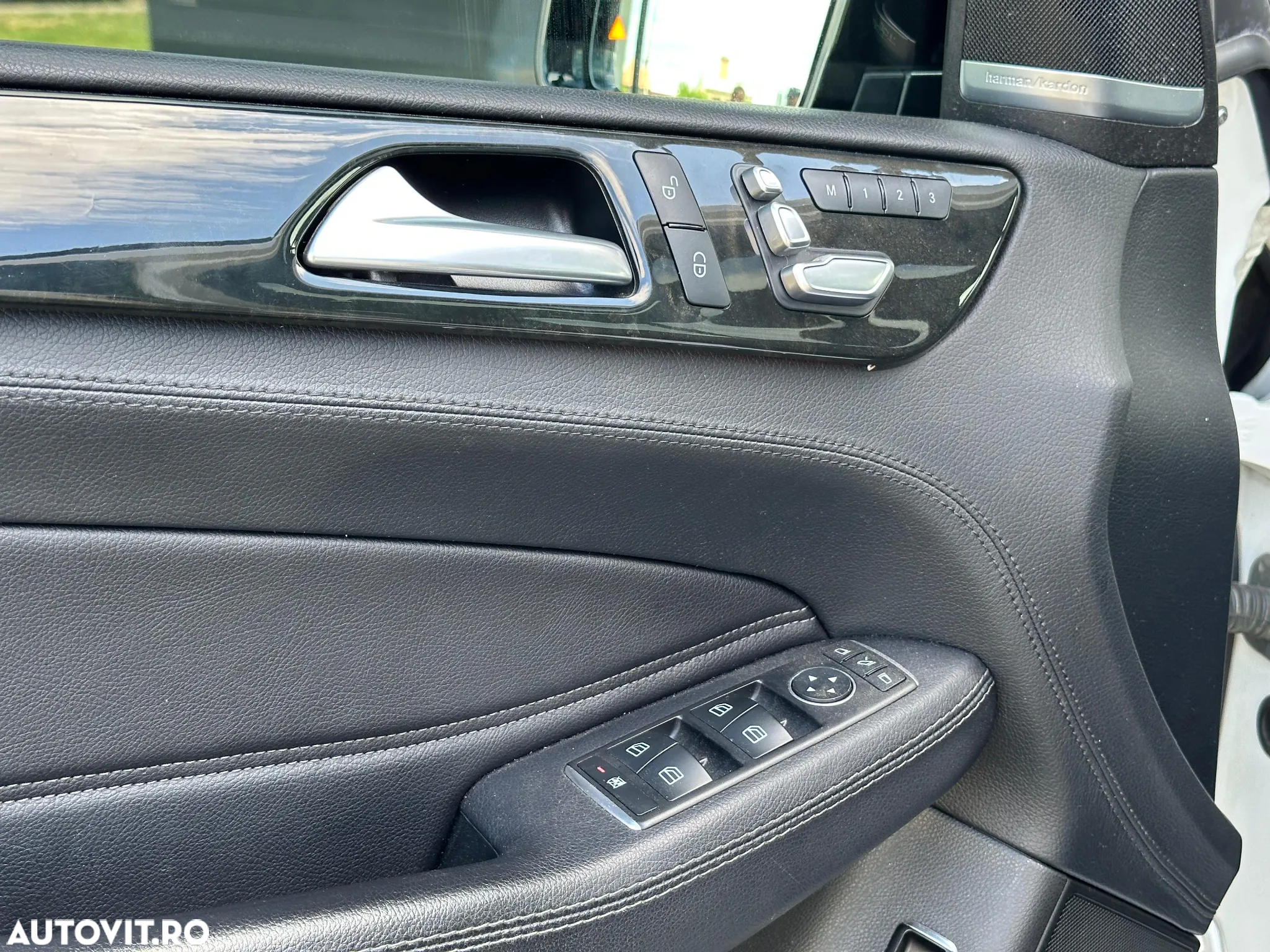 Mercedes-Benz GLS 400 4MATIC Aut - 10