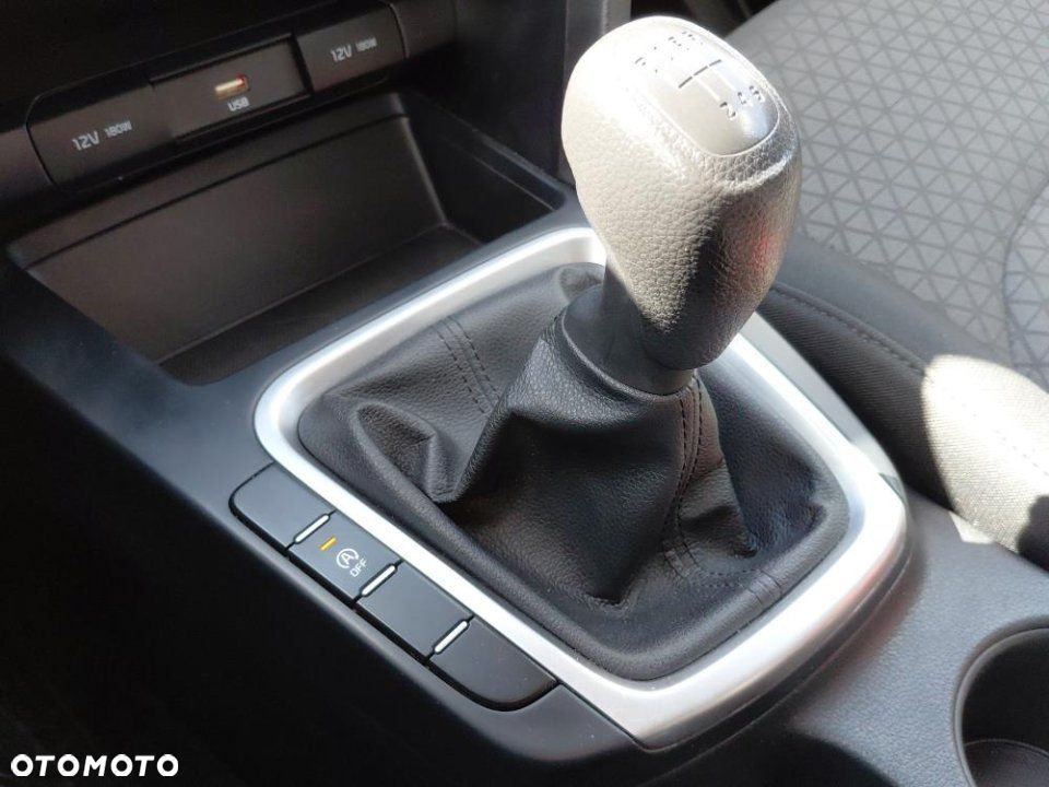 Kia Ceed - 23