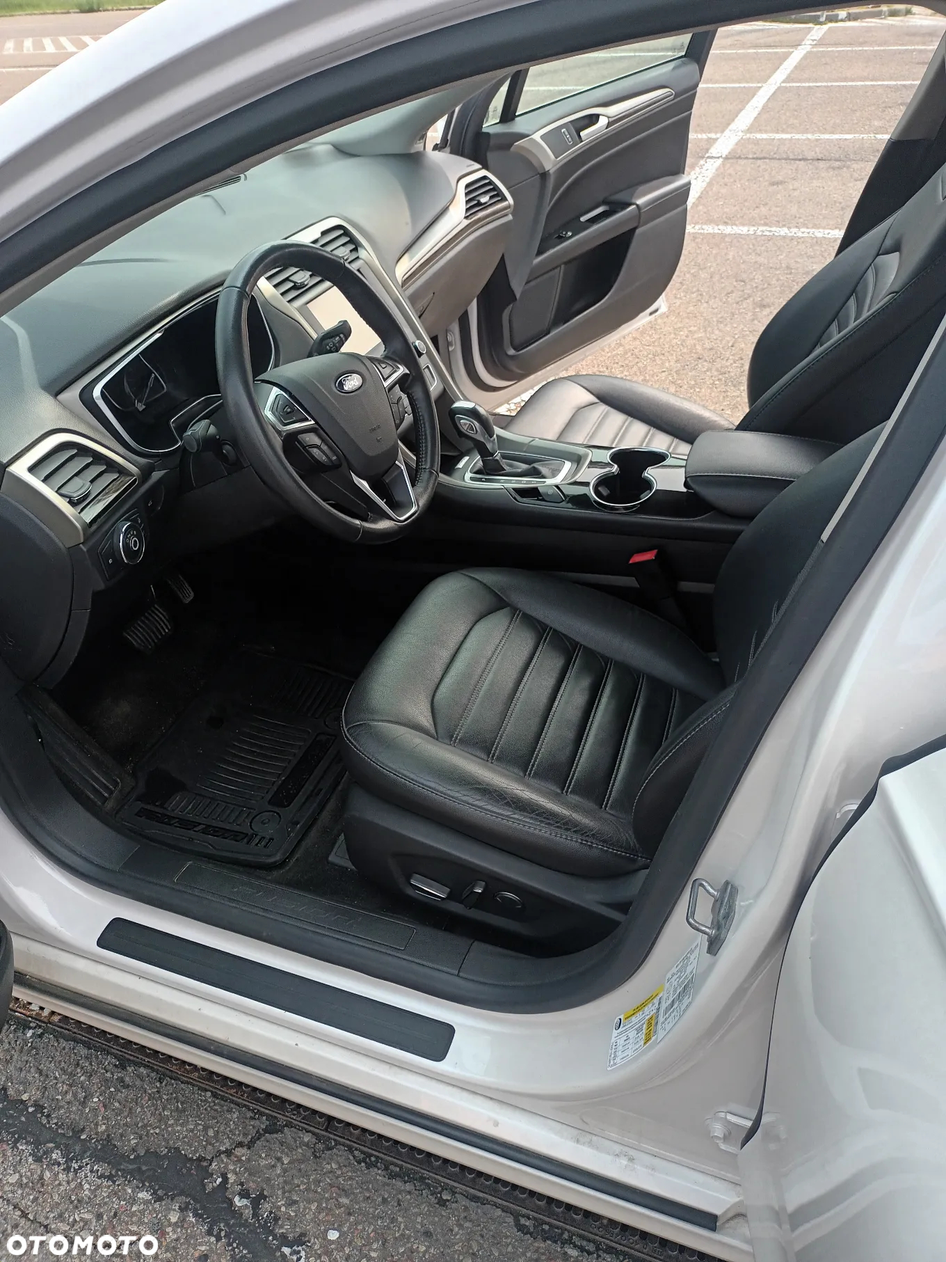 Ford Fusion - 10