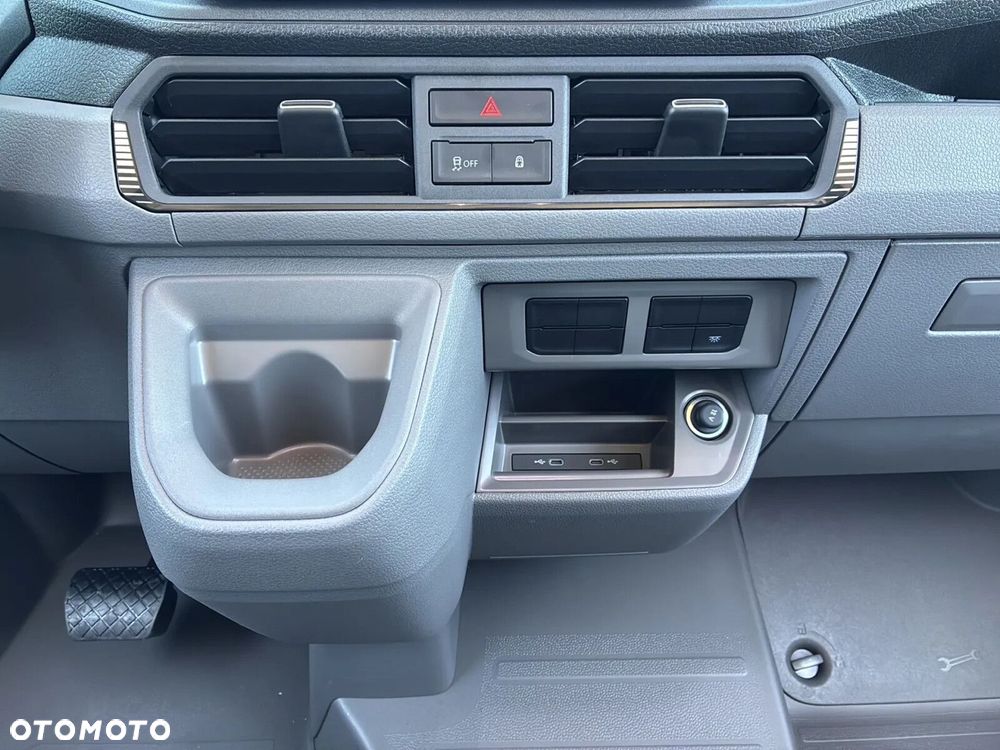 Volkswagen Crafter 35 Brygadówka/LONG Fugron/L5H3, 2.0BiTDI 177KM, 4490mm, Wysoki dach, r.o. 4490 - 36