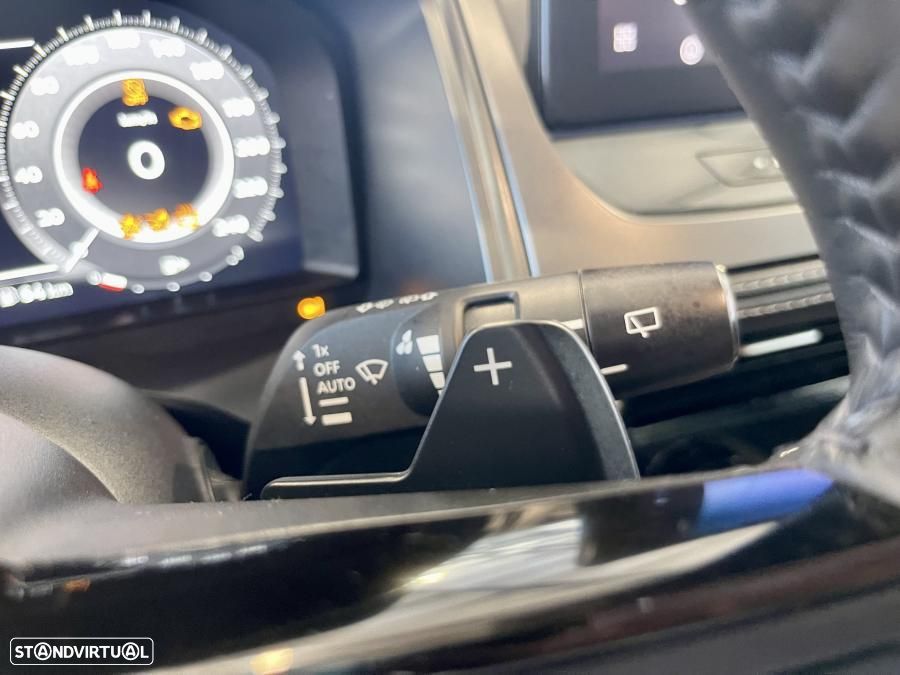 Nissan Qashqai 1.3 DIG-T N-Connecta LED Xtronic - 17