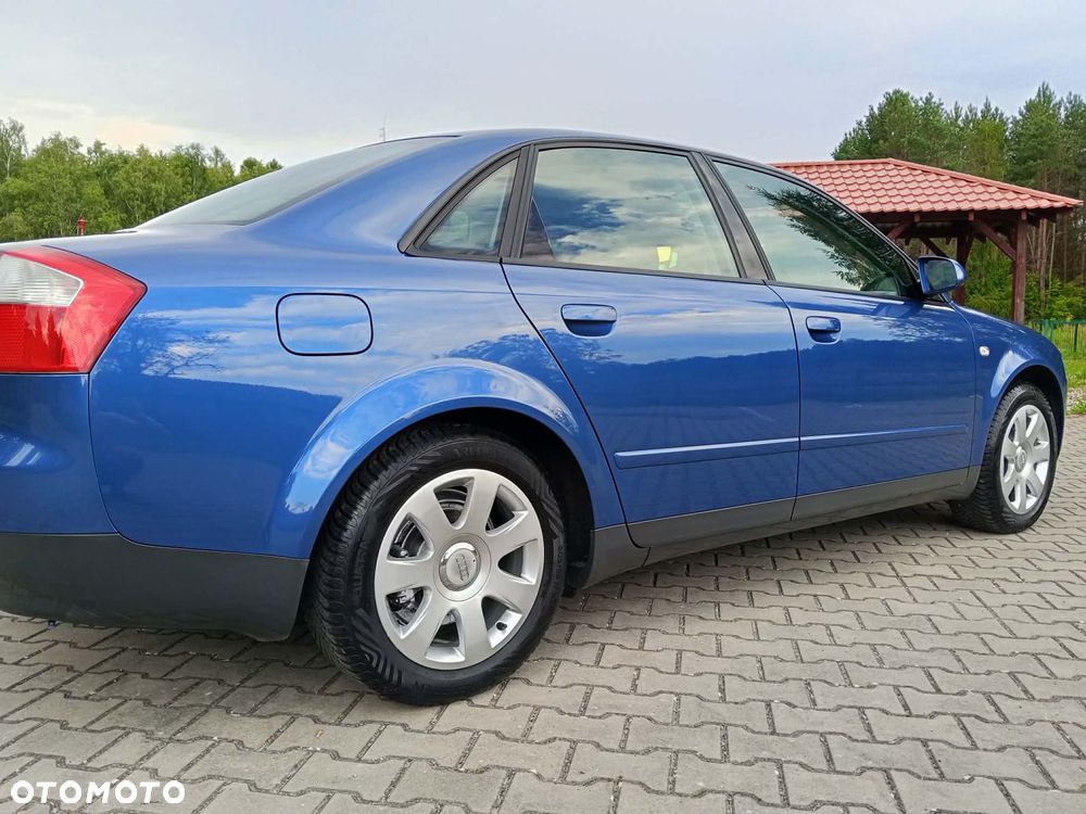 Audi A4 Limousine - 20