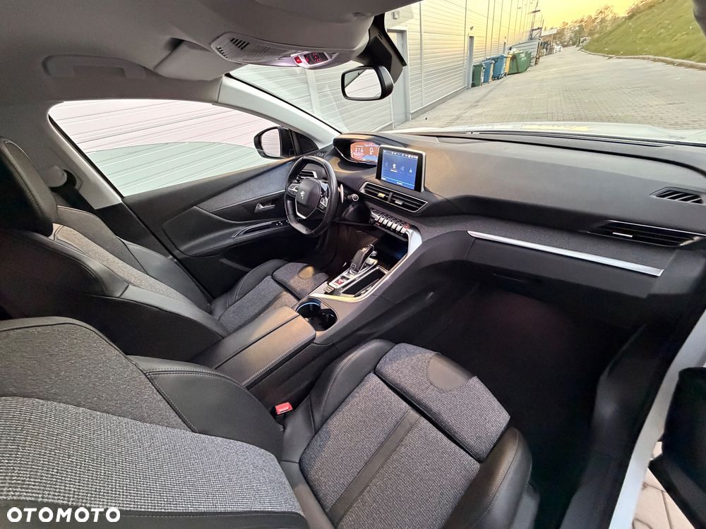 Peugeot 5008 - 4