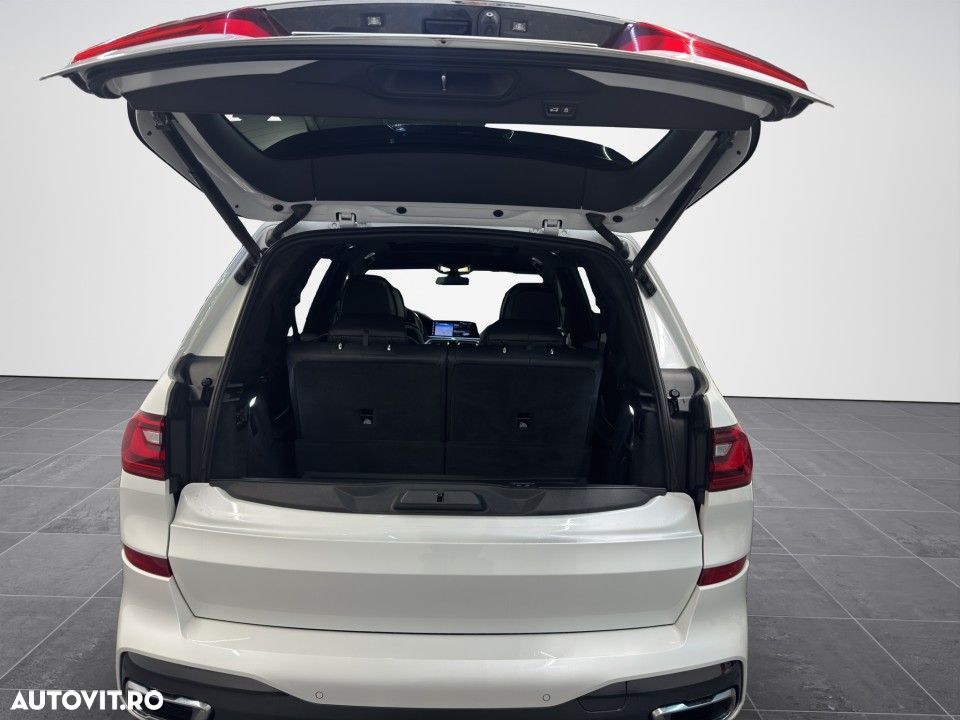 BMW X7 - 22
