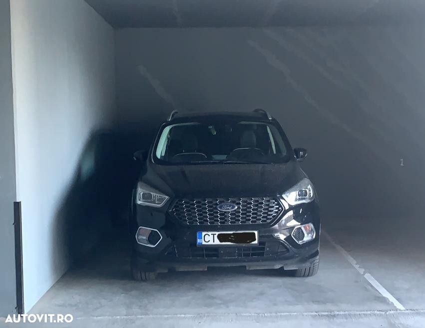 Ford Kuga 2.0 TDCi 4WD Powershift Vignale - 3