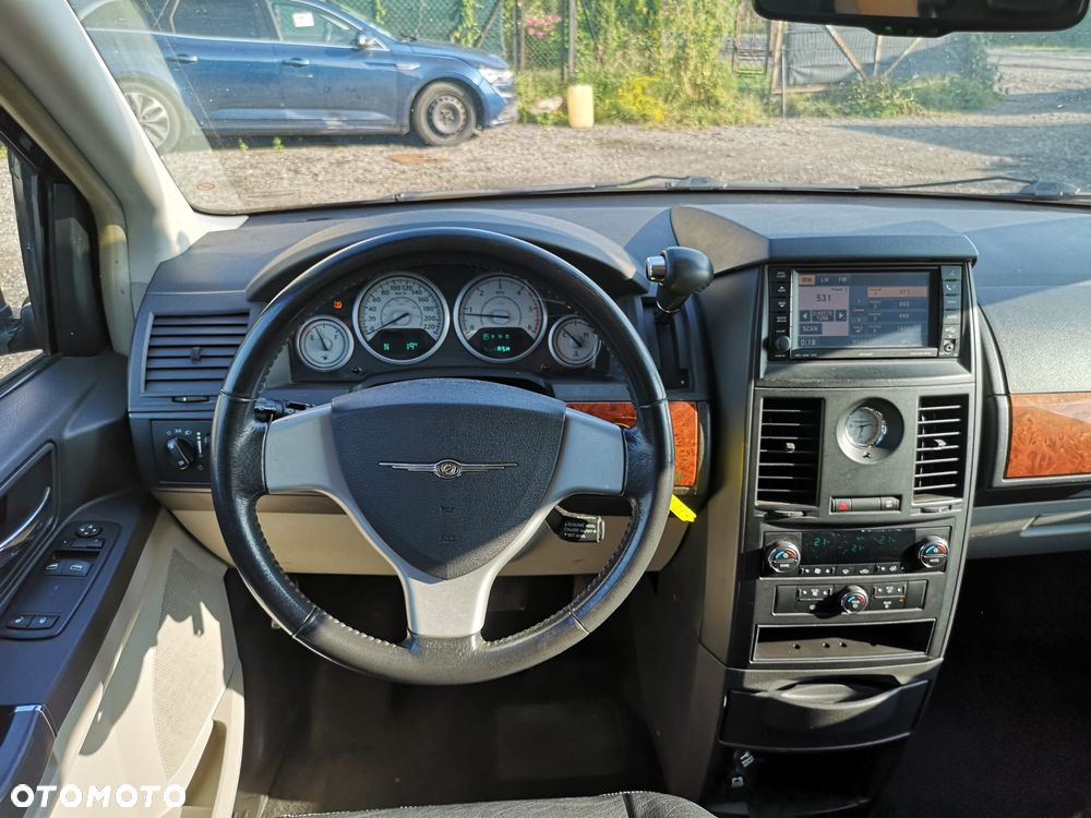 Chrysler Grand Voyager 2.8 CRD Automatik Touring - 24